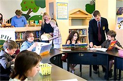 Hubbard-Lernmethode: Applied Scholastics und angeschlossene Schulen